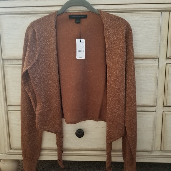 NWT Express shrug with tie at bottom - Picture 5 of 6